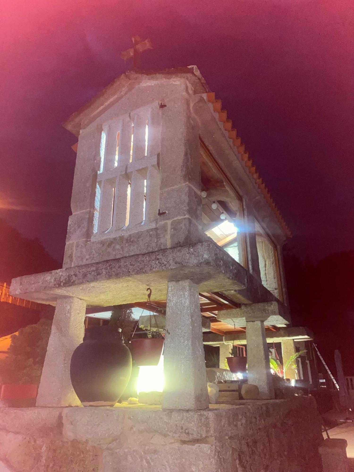 Os Fentos Bed & Breakfast Понтеведра Екстериор снимка