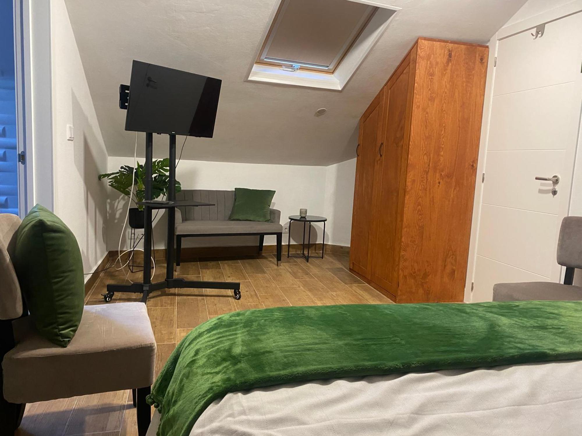 Os Fentos Bed & Breakfast Понтеведра Екстериор снимка