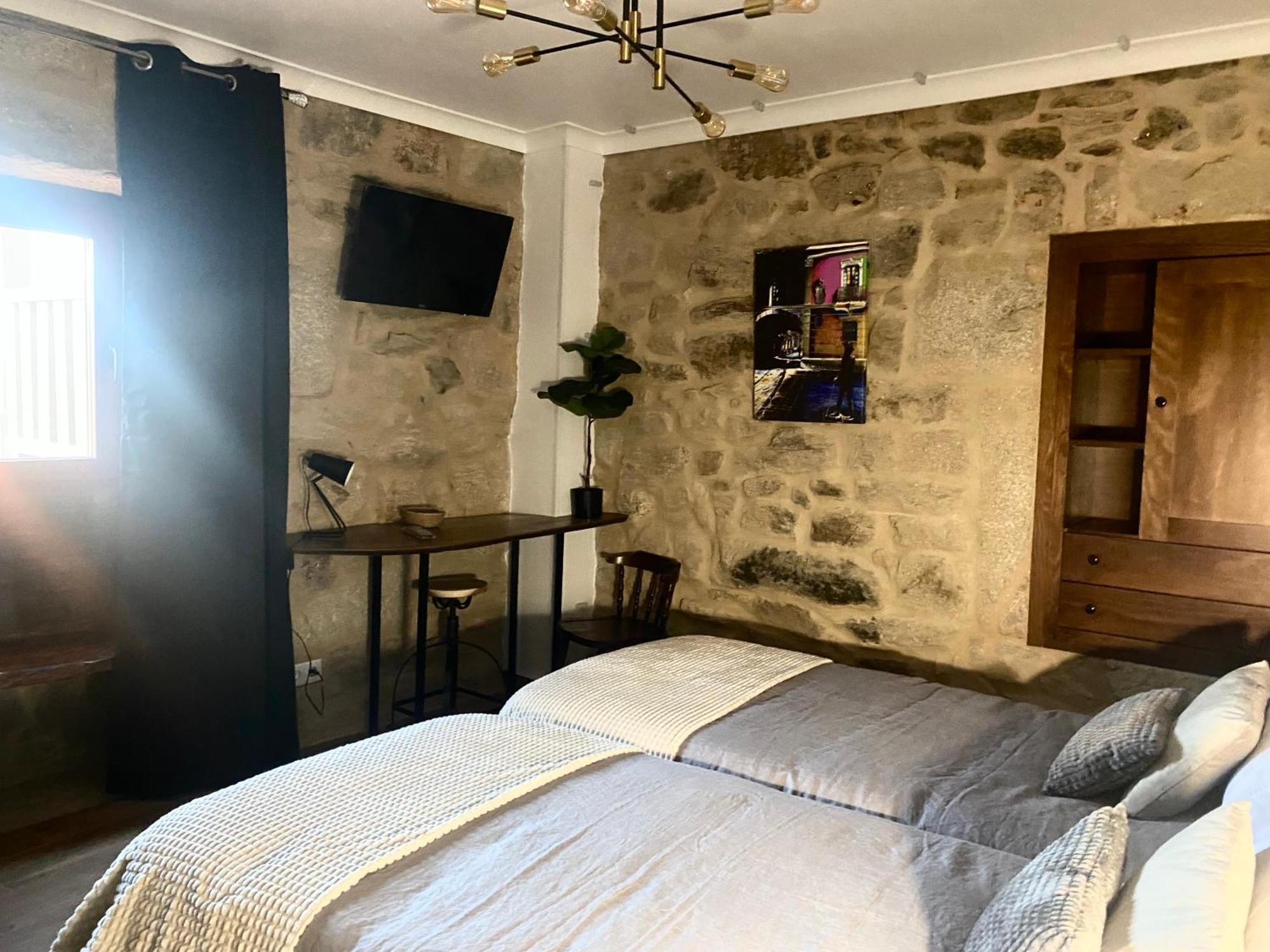 Os Fentos Bed & Breakfast Понтеведра Екстериор снимка