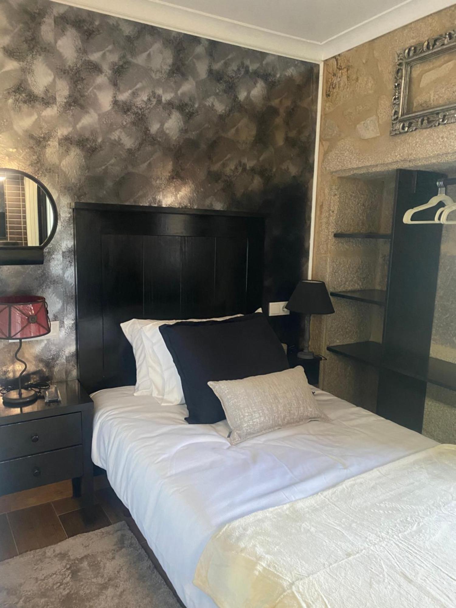 Os Fentos Bed & Breakfast Понтеведра Екстериор снимка