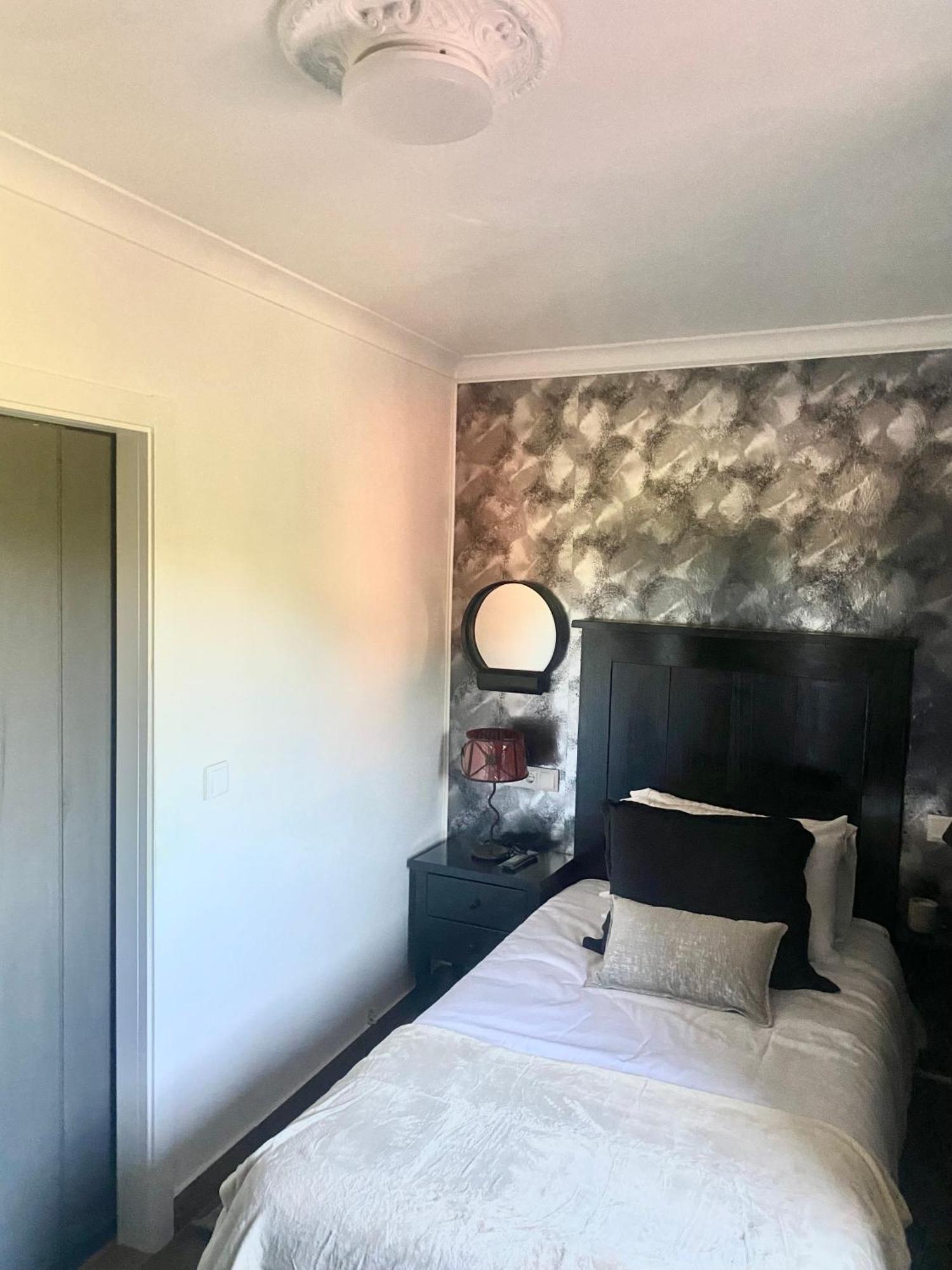 Os Fentos Bed & Breakfast Понтеведра Екстериор снимка