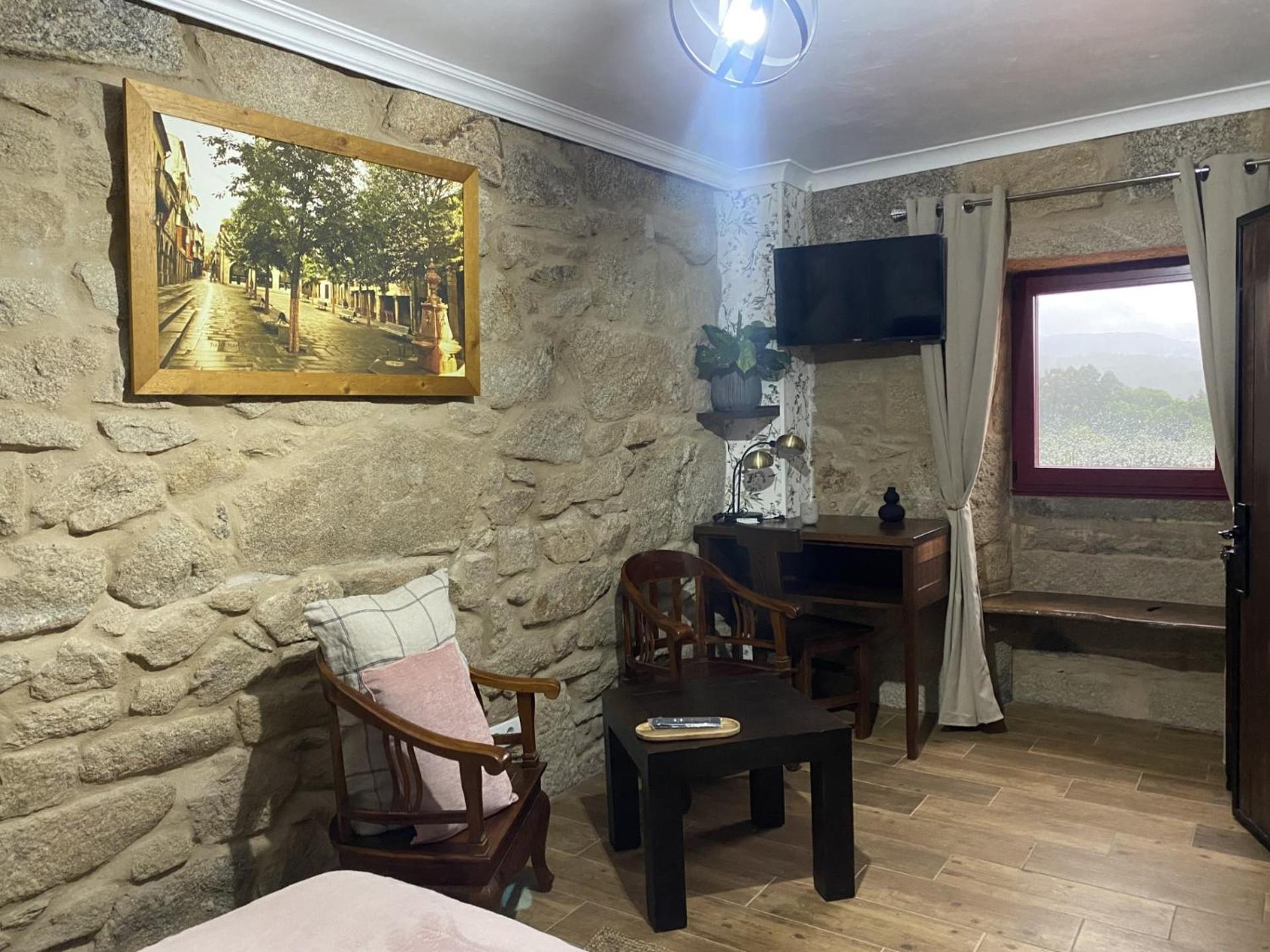 Os Fentos Bed & Breakfast Понтеведра Екстериор снимка